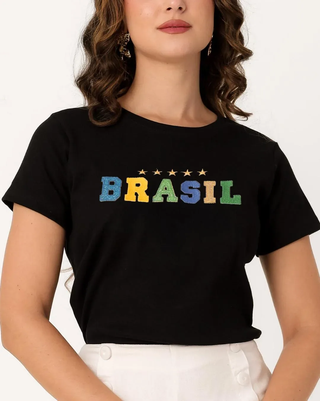 T-SHIRT BRASIL ESTRELAS CORES APLICACAO BORDADO